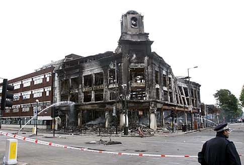 Northern London riots, August 7, 2011