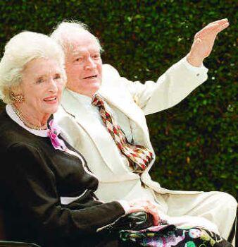 Bob and Dolores Hope in 1997: the laughter in the family home contributed to her parents’ long lives, said Linda Hopes