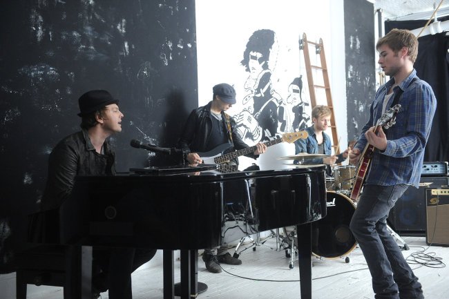 Gavin DeGraw making of a Video "NOT OVER YOU"