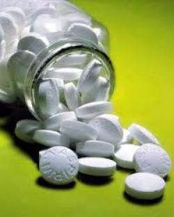 Aspirin used daily could aggravate late stage macular degeneration and lead to vision loss.
