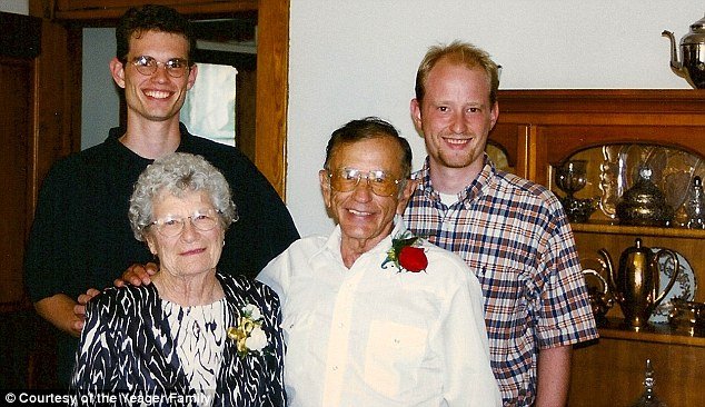 Gordon and Norma Yeager had been married for 72 years and had only one hour separation between them in their passing