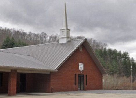 Gulnare Free Will Baptist Church, an all-white church in Kentucky, has voted to ban interracial couples from joining