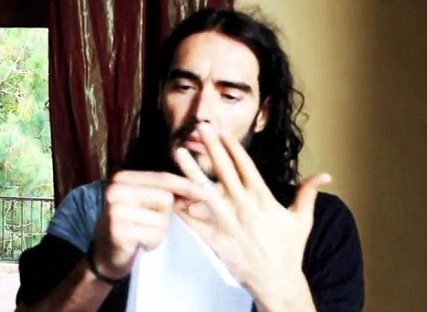 A video has emerged of Russell Brand taking off his wedding ring, just two weeks after his first wedding anniversary with Katy Perry back in November