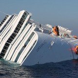Costa Cruises, the Italian company that owns the capsized cruise ship Costa Concordia has offered passengers 11,000 euros ($14,000) each in compensation