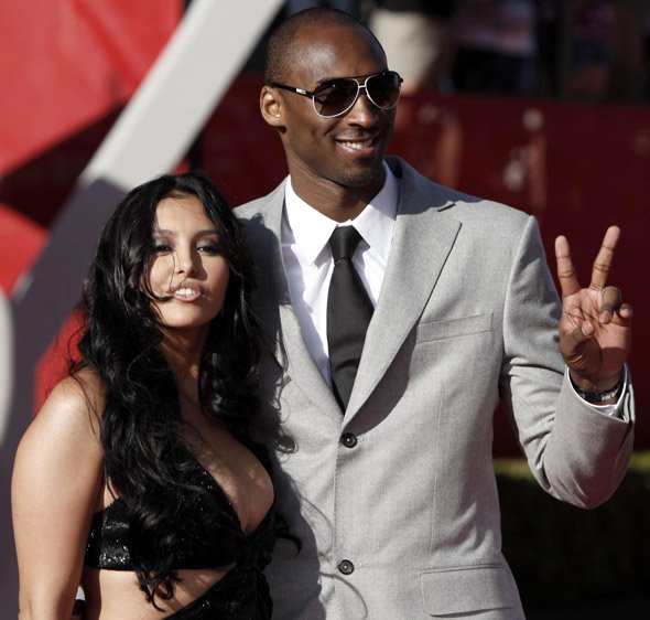 Kobe Bryant’s wife, Vanessa, is reportedly walking away from their ten year marriage with three of their properties