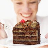 A research team from Tel Aviv University claim that a full breakfast that includes a sweet treat really can contribute to weight loss success