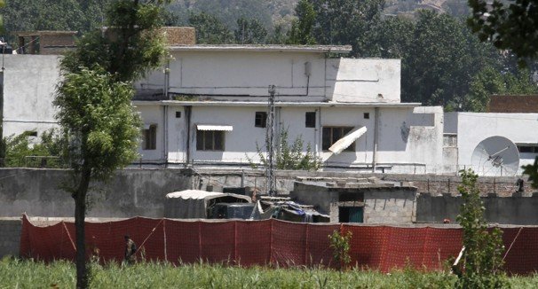 Osama Bin Laden’s compound in the Pakistani city of Abbottabad where US forces killed him is being demolished photo