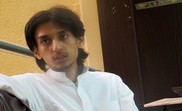 Saudi journalist Hamza Kashgari has been deported by Malaysian authorities over the accusations of insulting the Prophet Muhammad in a tweet