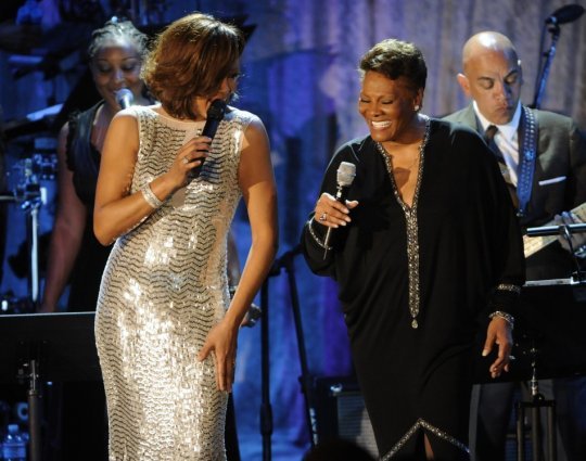 Dionne Warwick said she felt her cousin Whitney Houston "had everything in the world to live for"