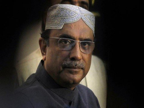 President Asif Ali Zardari has arrived in India for the first visit there by a Pakistani head of state for seven years