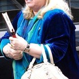 Robin Gibb’s wife Dwina arrives at the private hospital in Chelsea, where the Bee Gee continues to fight for his life