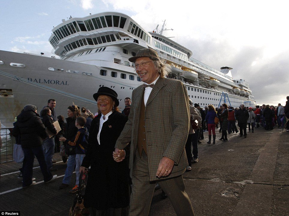 Titanic Memorial Cruise has been forced to turn round just hours after leaving the dock