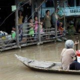 Vietnam plans to ask for international help to find out what is causing a skin infection that has already killed 19 people