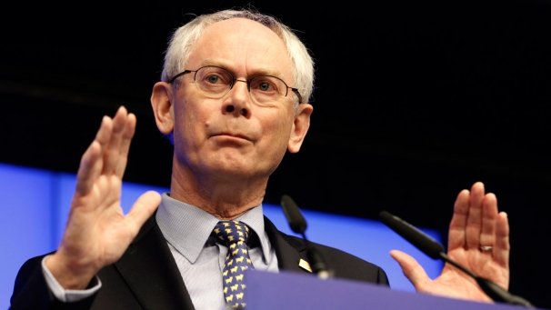 European Council President Herman Van Rompuy has announced that EU leaders want Greece to remain in the eurozone but to "respect its commitments"