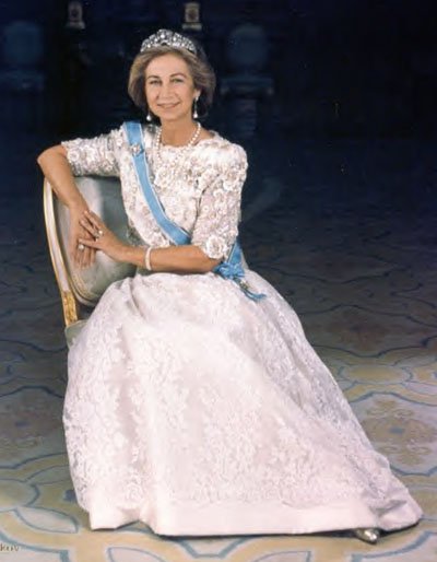 Queen Sofia of Spain has cancelled her visit to the UK for Queen Elizabeth's Diamond Jubilee because of disputes over Gibraltar
