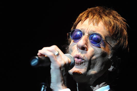 Robin Gibb of the Bee Gees has died aged 62 after a lengthy battle with cancer