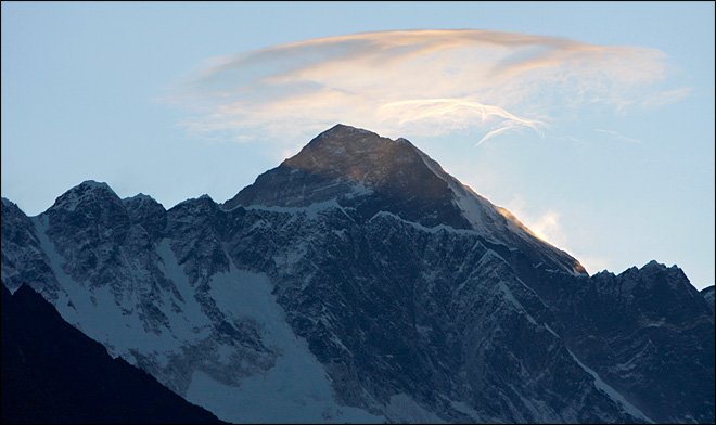 The body of climber missing on Mountain Everest has been found today, bringing the death toll from the weekend to four