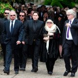 At yesterday’s service at St Mary’s Church in Thame, Oxfordshire, Barry Gibb spoke of Robin’s “magnificent mind and beautiful heart”