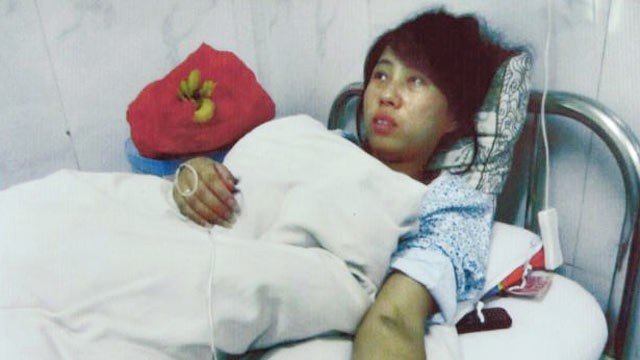 Feng Jianmei and her husband are being hounded since leaving hospital