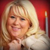 Karen Marley, a divorced woman and a self-confessed serial mistress from UK, has had affairs with 50 married men over the past six years -