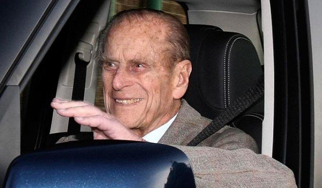 Prince Philip has left London's King Edward VII hospital after a five-night stay receiving treatment for a bladder infection