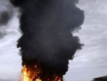 At least 100 people have died in Rivers state, south-eastern Nigeria,  after a tanker carrying petrol crashed
