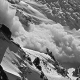 At least six climbers have been killed and eight injured in an avalanche near the French Alpine ski resort of Chamonix