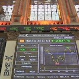 Debt-laden Spain has raised 2.98 billion Euros on the financial markets