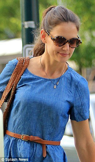 Katie Holmes has turned her back on the controversial religion of Scientology by registering with a Catholic church in New York