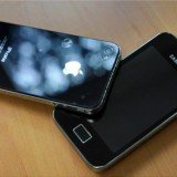 A South Korean court has ruled that tech giants Apple and Samsung both infringed each other's patents on mobile devices