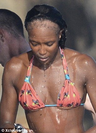 Naomi Campbell on Naomi Campbell Revealed Her Incredibly Receding Hairline The Result Of