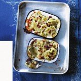 Cheesy fondue potatoes with bacon