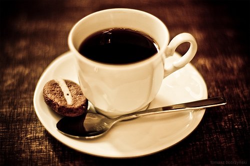 Drinking more than three cups of coffee a day may increase the risk of vision loss and blindness