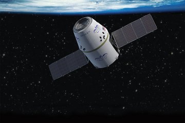 The robotic Dragon ship will deliver 400 kg of food, clothing, experiments and spares to the ISS six astronauts
