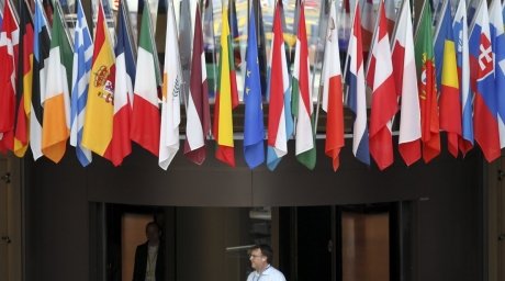 EU talks about 2013 budget have collapsed, after negotiators from the EU and member states were unable to agree on extra funding for 2012