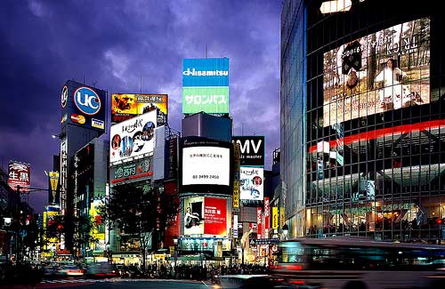 Japan's economy contracted in the third quarter of 2012, as a global economic slowdown and anti-Japan protests in China hurt its exports