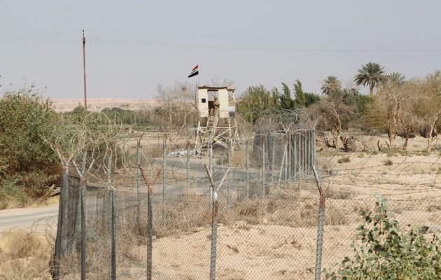 Syrian rebels say they have captured Hamdan airport near the border with Iraq