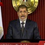 President Mohamed Morsi has annulled a decree he issued last month that hugely expanded his powers and sparked angry protests in Egypt