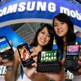 Samsung Electronics has announced it expects to make a record profit for the last quarter of 2012, powered by growing sales of its smartphones