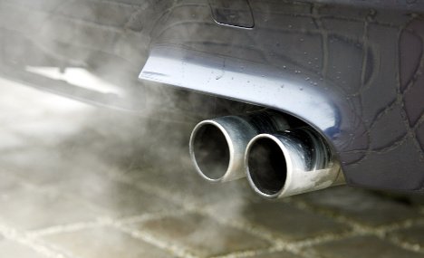 European drivers will save €3,800 over the lifetime of their cars if the EU imposes strict new CO2 standards on manufacturers