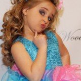 Toddlers and Tiaras star Isabella Barrett has earned more than $1 million from her jewellery and make-up line in 2012