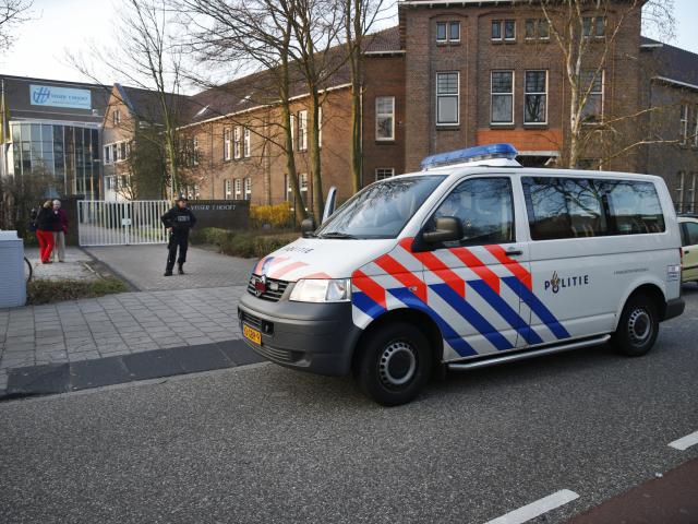 All schools in the Dutch city of Leiden have been closed on Monday amid police concerns over a threat to carry out a mass shooting