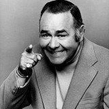 Comedian Jonathan Winters, whose breakneck improvisations and misfit characters inspired the likes of Robin Williams and Jim Carrey, has died at the age of 87