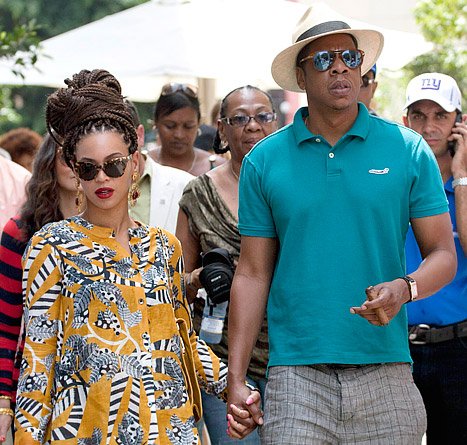 Jay-Z has defended his trip to Cuba with his wife Beyonce in a new song titled Open Letter.