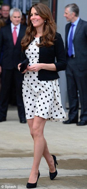 Kate Middleton’s TOPSHOP dress she wore today at the Warner Bros film studios quickly became a sellout