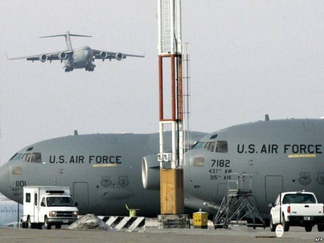 A US tanker aircraft has crashed after taking off from the Manas airbase in Kyrgyzstan