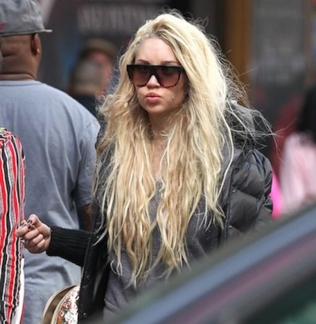 Amanda Bynes was stopped from boarding a private jet this weekend for not having the correct identification