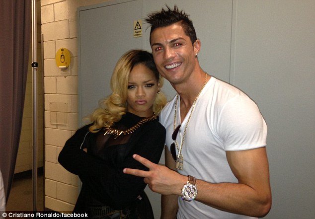 Cristiano Ronaldo and Rihanna met up backstage at her concert in Lisbon