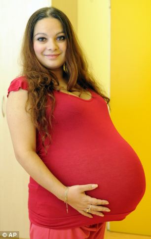 Czech mother Alexandra Kinova has beaten staggering odds to become pregnant with quintuplets without using IVF