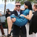Hilaria Baldwin picked up by husband Alec during Cannes 2013 photocall